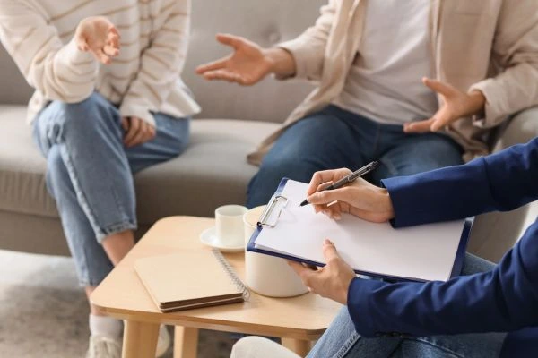 What If One Parent Refuses to Attend Mediation Gwent?